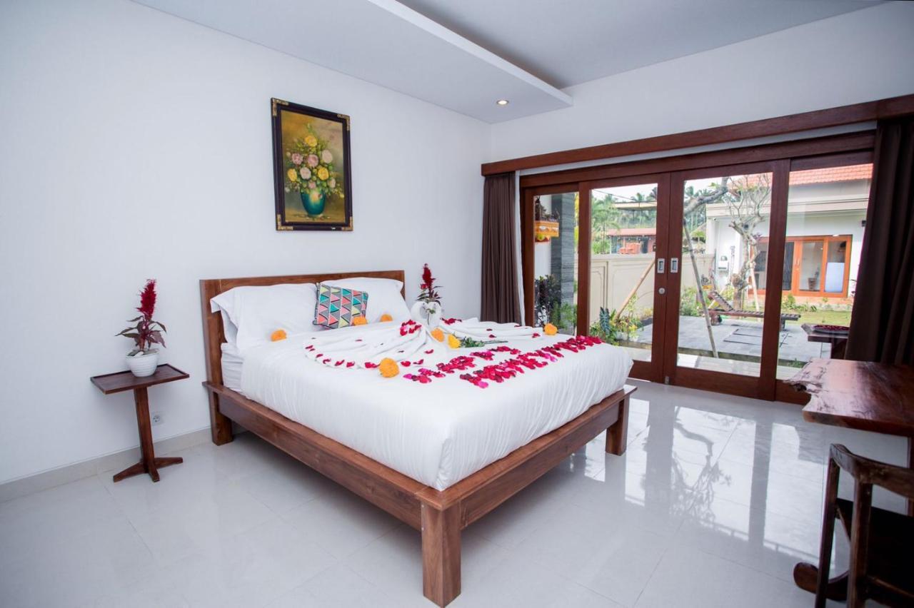 Villa Popolan And Guest House Ubud Exterior foto